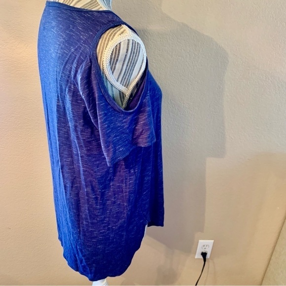 Sunday Shirt Small Navy Blue Cold Shoulder Short Sleeved Top Rayon/Spandex EUC - Picture 6 of 16